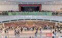 国庆假期,湖北省博物馆迎来客流高峰