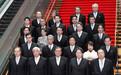 内阁合影时石破茂被指“露肚子”引嘲讽,日本政府悄悄P图