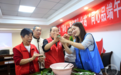 重庆巴南:包粽子 迎端午