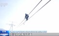 在沙漠中建电力铁塔 看“疆电入渝”工程如何“征服”戈壁