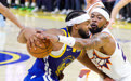 篮球——NBA常规赛:勇士胜太阳