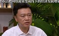 高书记请吃饭后的餐馆：位置被订满，墙上挂店老板和书记合照