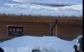 寒潮侵袭赛里木湖,公厕被雪堵积雪比人高,景区回应