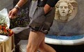 Onitsuka Tiger 鬼塚虎正式宣布与意大利奢侈品牌 VERSACE 范思哲的联名合作
