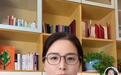 “性侵工伤认定”当事人崔丽丽被鉴定为十级精神工伤,其身着被侵害时衬衣回应:这是一个从“0”到“1”的突破