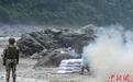 西藏军区某部高原峡谷实弹射击 锤炼实战能力