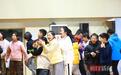 真解压!小学开展“抢零食大战”,师生化身“零食猎人”轮番上阵