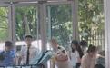 上海一主理人新店开业当天即闭店,顾客现场冒高温排长队有人晕倒