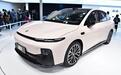 零跑全新B01/B10:9.58万元,买800V+激光雷达?得加钱