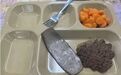 美媒披露“林肯号”航母现状:午饭只有半碗米饭2张玉米饼,牙膏肥皂耗尽,厕所大面积故障,水兵士气低落!舰员家属围堵海军高层要求返航
