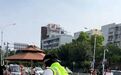 河南高温胖东来为室外员工配“空调服”及其他防暑用品