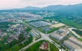 行进中国|一座西南小城,撑起全球十分之一羽球产能