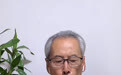 济南大明湖“最有腔调的爷爷”暂别室外演出后,如期线上直播吹奏萨克斯,开播10分钟在线人数即过万