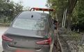 女子车子忘锁,第二天全程油门加不上去,警方:男子盗窃未果,往油箱倒水