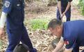 漳州一条巨蟒偷吃鸭子被擒,救援队员:一百多斤重,最终被放归深山