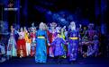 石榴花开震撼上演!丝路时装周收官大秀演绎各民族同心图景