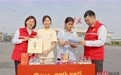 开学季,“爱路-AiLu”志愿者为返校学子送上“安全礼包”