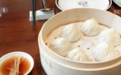 特色美食"一口鲜"擦亮地方名片 市井“烟火气”成为文旅消费增长新亮点