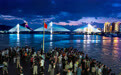 湖北宜昌:峡江夜如画 游船引客来