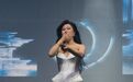 袁娅维洛杉矶演唱会上怀念恩师刘欢:他是我今生遇到最优秀的灵魂,感谢他的所有爱和关怀