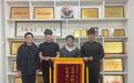 男子健身时突发险情,八一农大两新生教科书式施救
