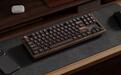 温馨棕色调:Keychron带来K8 HE磁轴键盘全木特别版,199.99美元