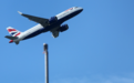 英媒:因舷窗破裂,英国航空公司一客机飞行途中发出紧急信号并返航