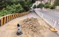 极目帮办丨市民反映树桩“暗算”路人,记者联系街道整改:树桩移除、路面修复完毕
