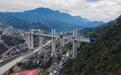 西渝高铁康渝段城口任河特大桥顺利合龙