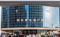 胖东来闭店一天整条街都没人出摊,商业本就该共生共赢