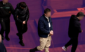 中国姐弟在智利被带进“假警局”勒索213万元:有人冒充FBI,现场还挂特朗普画像