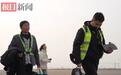 男子开飞机带父返乡过年:开车要三四小时,此次遇逆风也仅用两小时