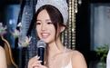钟丽缇二女儿Jaden18岁生日,张伦硕与母女同框亮相,女儿们颜值惊人