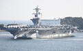 日媒:美海军“罗斯福”号航母首次经停横须贺基地,将赴中东执行任务,日本民众抗议