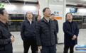调研返程途中,河南省委书记、省长乘坐地铁
