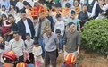 公园千斤大石滑坡压住男孩腿脚?园方:应该是被卡住了,软组织受伤未骨折