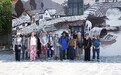 李昆武带比利时、法国写生团走进杜曲村——艺术赋能乡村振兴 墙绘助力文化交流