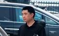 李想被偶遇上街买菜 手提塑料袋现身 网友直呼大佬接地气