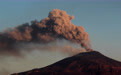 受火山灰影响 意大利西西里岛一机场持续停运