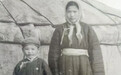 草原,母亲和孩子们(3)