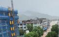 福鼎遭遇强降雨全市停工(业)、停产、停课、休市,居民称部分区域沿街门面被淹,当地正积极开展抢险排涝工作