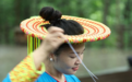 镜观·非遗丨飞针走线挑花开