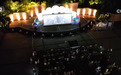 “露天电影+传统非遗+光影科技”成新宠 时髦“夜时光”点亮消费新活力
