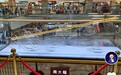 西安一金店摆放2米多长金箍棒,一口价428.8万元,店员:非卖品,但可订做