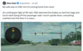 车主吐槽特斯拉FSD被救护车吓到急刹:路口绿灯猛踩刹车 座上午饭被甩飞