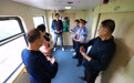 “候鸟列车”温情守护纵贯中国的“迁徙”之旅(2)#