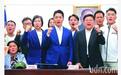 台媒揭内幕:“毒油案”三大关键,让蒋万安号召人民上街头