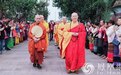 中国佛教协会连续四年向南传佛教法师布施“福慧袈裟”