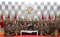 金正恩授予朝鲜人民军高级指挥人员“白头山”纪念手枪