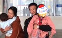 云南3岁男童父亲见到孩子后落泪:孩子看着很健康但还需观察